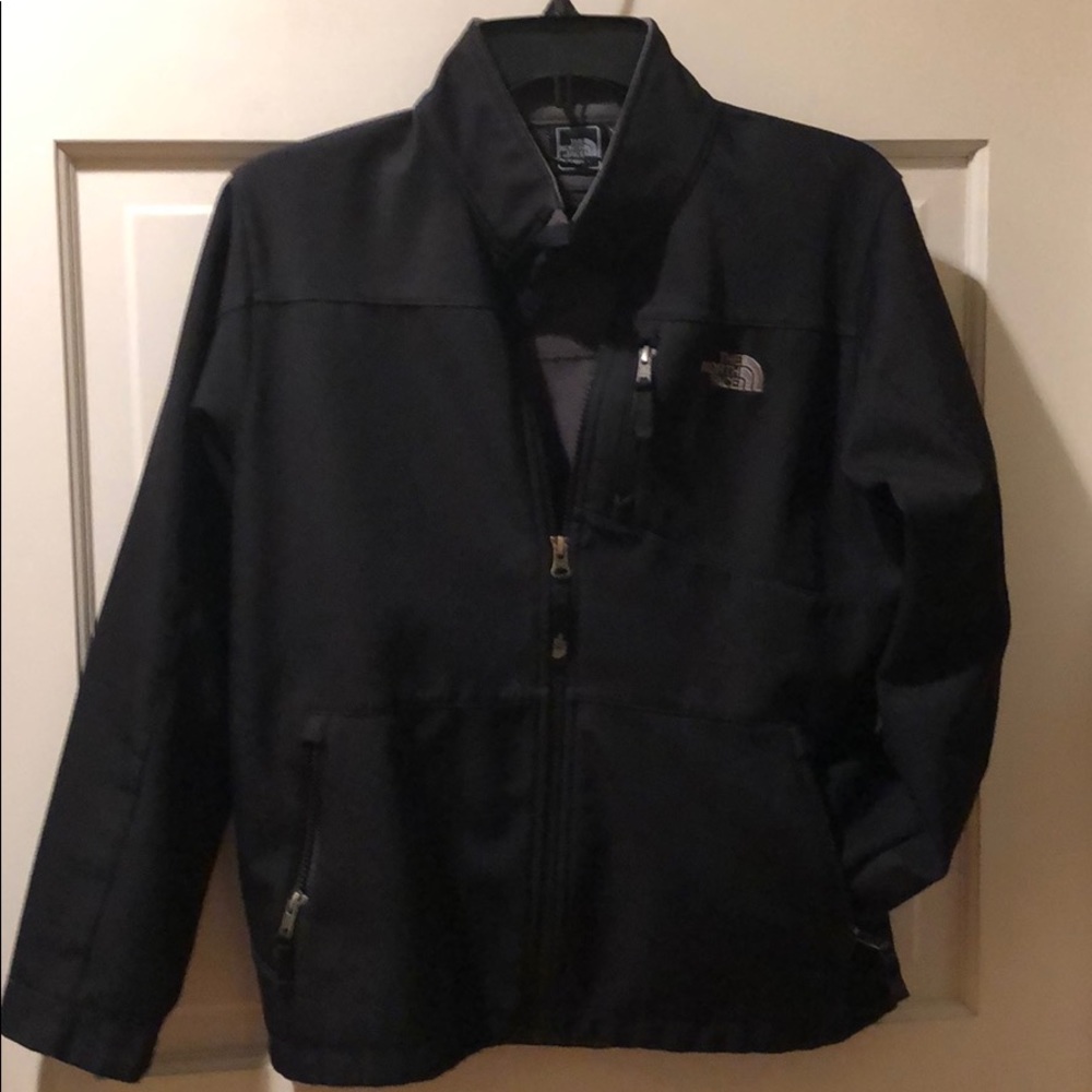 Boys L (14/16) Soft shell North Face jacket